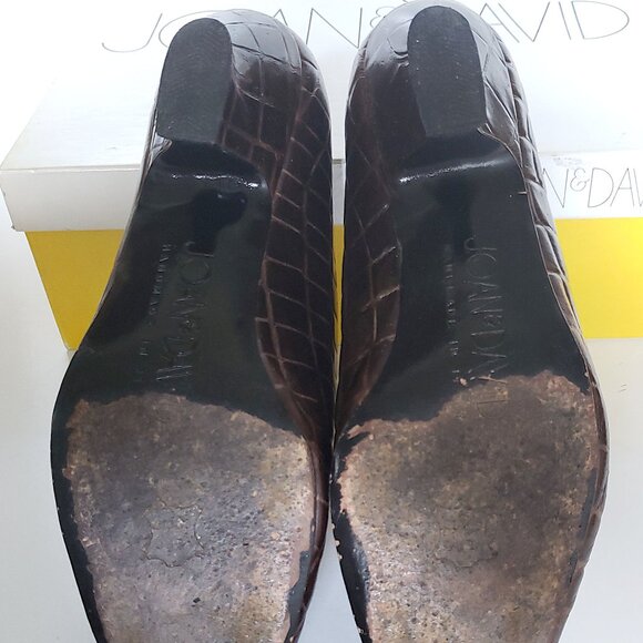 Joan & David Italian Brown Croc Print Leather Pumps -Hand Made in Italy, size 7B - Picture 8 of 16